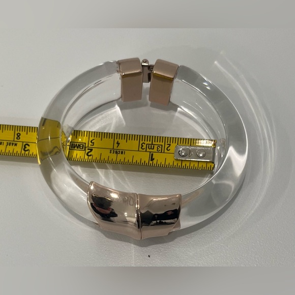 Clear Lucite and Rose Gold -Tone Bangle Bracelet, One Size - Picture 3 of 5